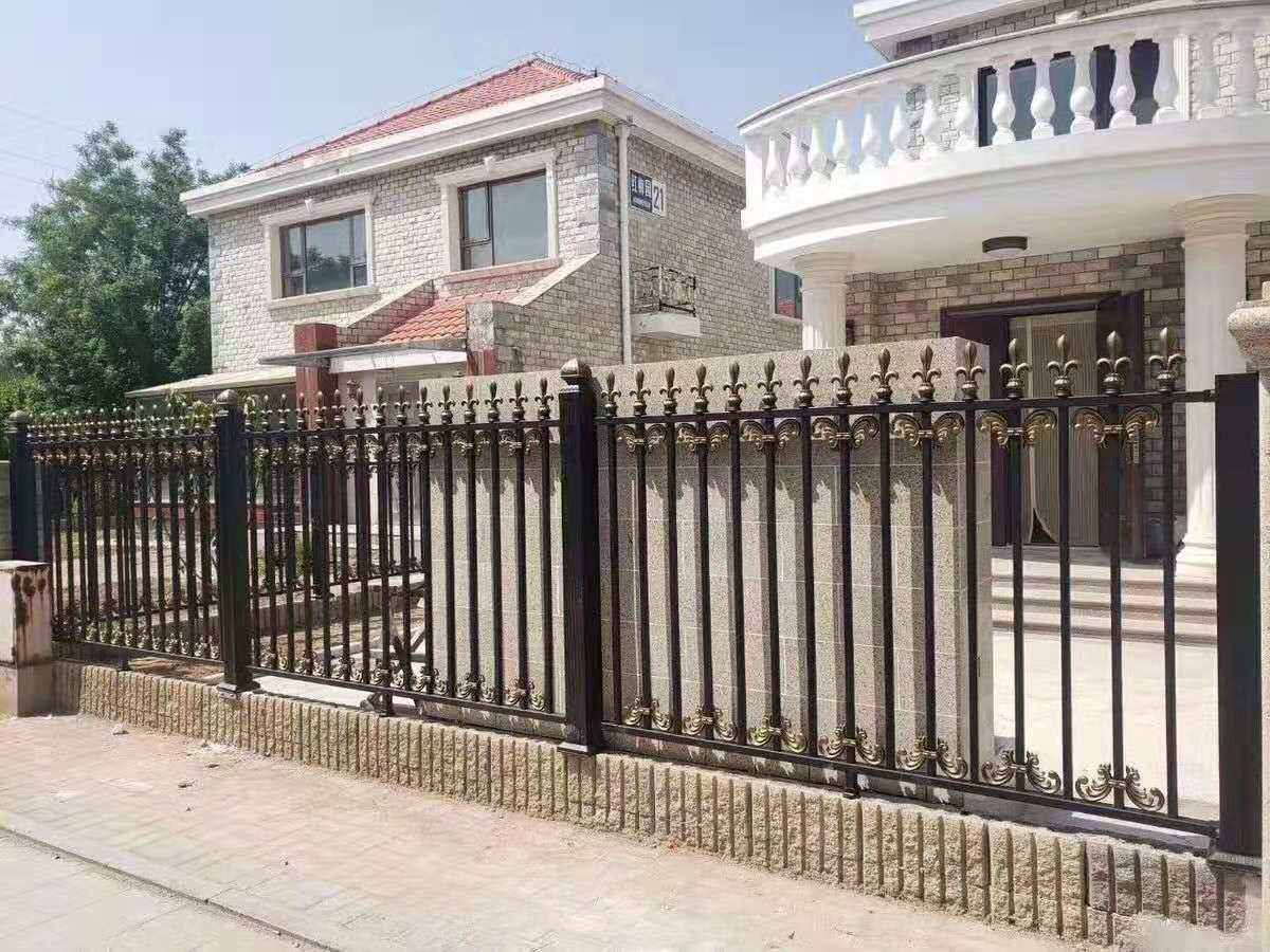 宝塔别墅锌钢围墙